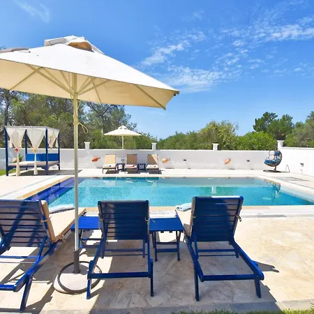 Angelloti Exclusive Vila Ágios Matthaíos